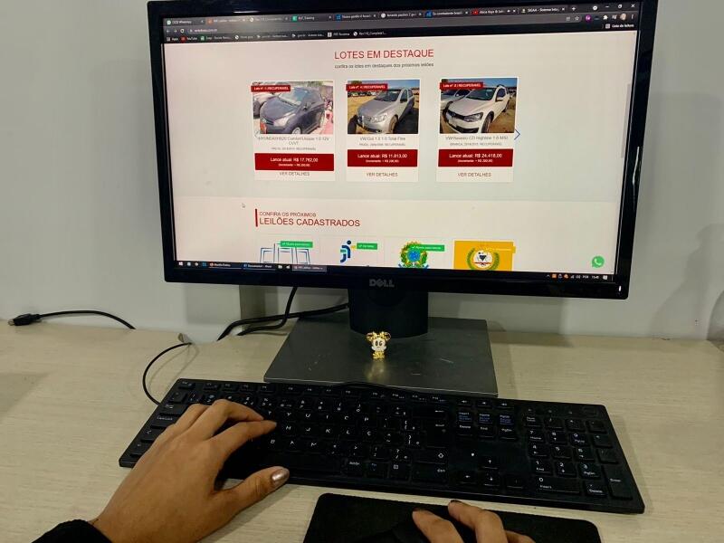 Serão leiloados carros, motocicletas, bicicletas, aparelhos de som, e outros equipamentos. (Foto: Arquivo Folha BV)