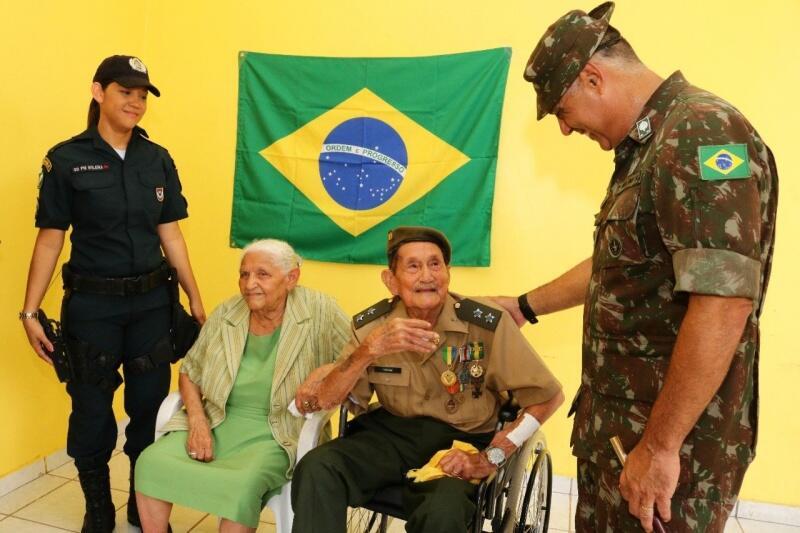 Homenagem foi realizada na manhã desta terça-feira, 23 (Foto: Nilzete Franco/FolhaBV)