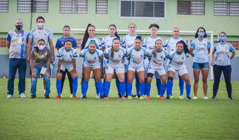Mundão feminino briga pelo octacampeonato estadual. (Foto: Hélio Garcias - São Raimundo)