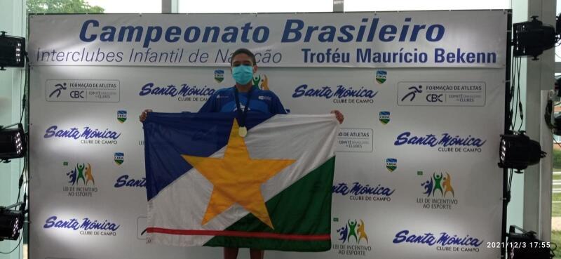 O atleta já nadou neste sábado e garantiu uma classificação para a final dos 100 metros peito. (Foto: Divulgação)