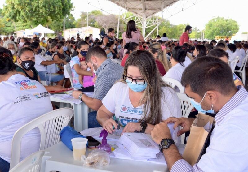 A entrega está sendo realizada no Parque Anauá (Foto: Divulgação)