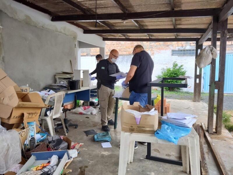 A operação visa esclarecer denúncias de vendas irregulares de terrenos públicos. (Foto: Divulgação)