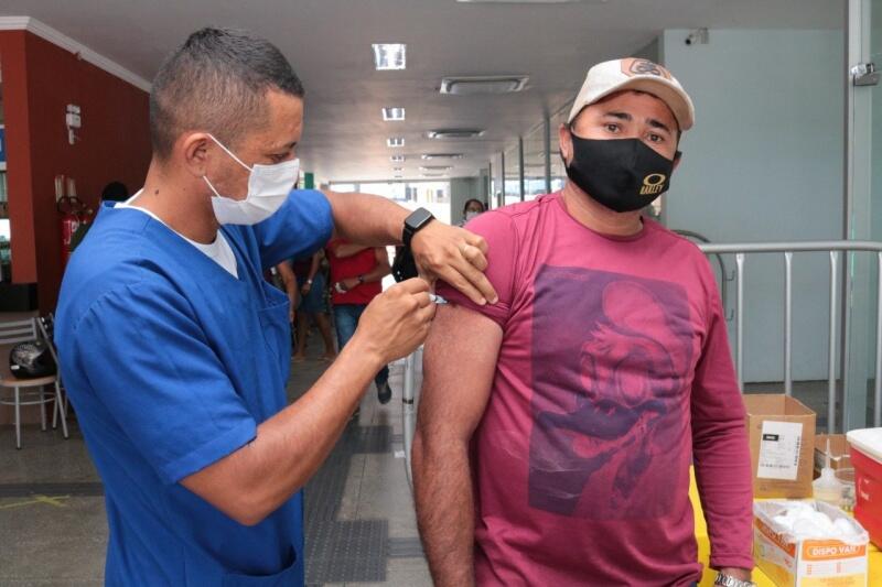 A Campanha de Vacinação encerrou com 10.442 vacinas aplicadas, incluindo 3.479 primeira dose, 5.014 segunda dose e 1.949 doses de reforço. (Foto: Nilzete Franco Folha BV)
