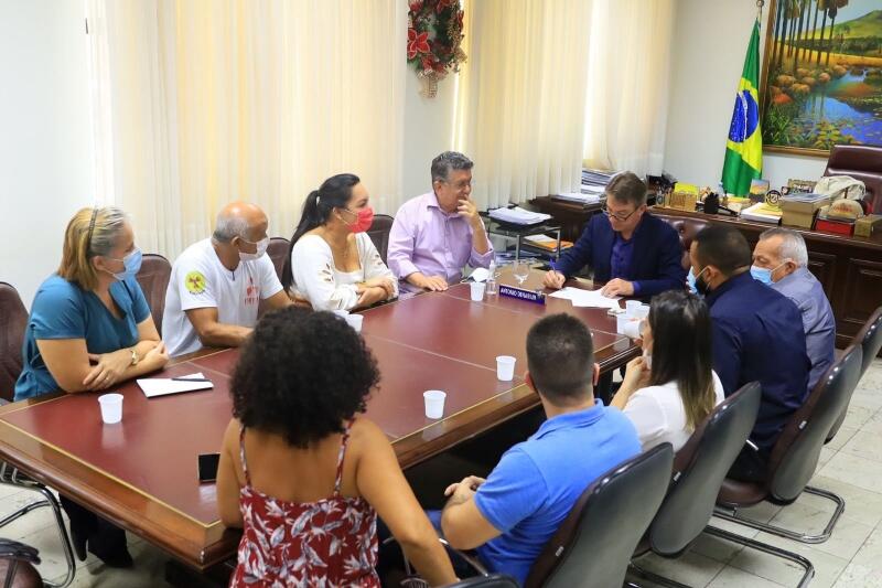 Com a assinatura do decreto, a Sesau buscará com que a Comissão conclua até a próxima sexta-feira, dia 14, o enquadramento para que os servidores recebam o pagamento de janeiro atualizado.(Foto: Divulgação)