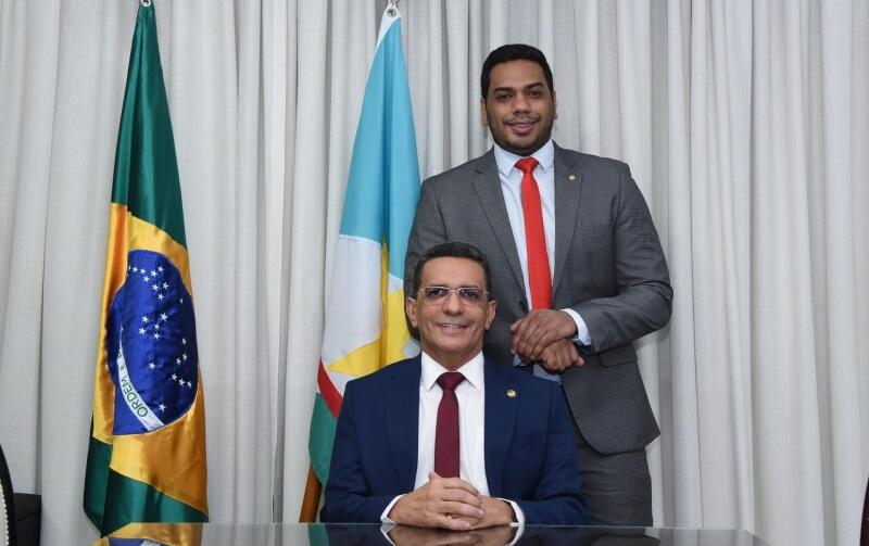 Mecias e Jhonatan de Jesus estão em Boa Vista tratando da doença (Foto: Ascom parlamentar)