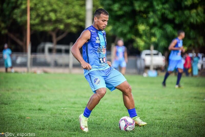 Volante Gerson Belão na contenção do Mundão há seis temporadas. Crédito: Hélio Garcias/BV Esportes (Foto: Divulgação)