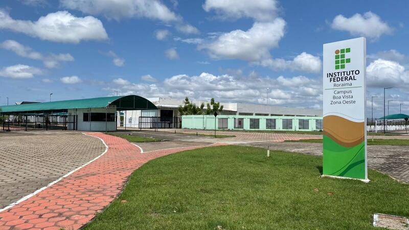 Seleção será realizada mediante análise curricular, com base no desempenho nas disciplinas de Português e Matemática do 6º, 7º e 8º ano do ensino fundamental (Foto: Ascom/IFRR)
