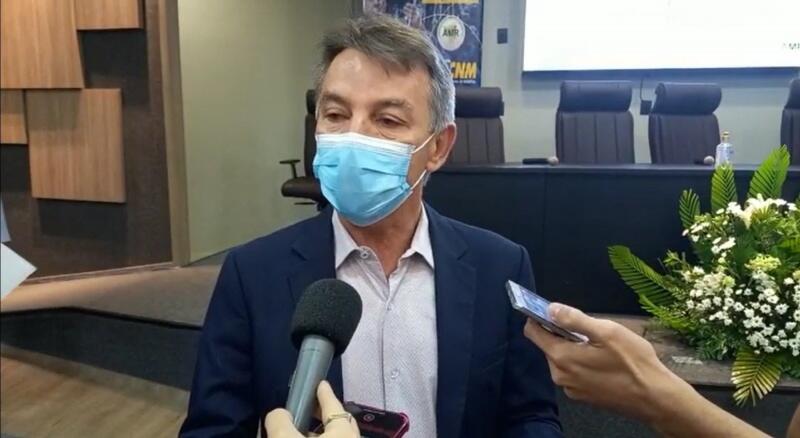 O governador Antonio Denarium durante coletiva de imprensa na Assembleia Legislativa de Roraima (Foto: Nilzete Franco/FolhaBV)