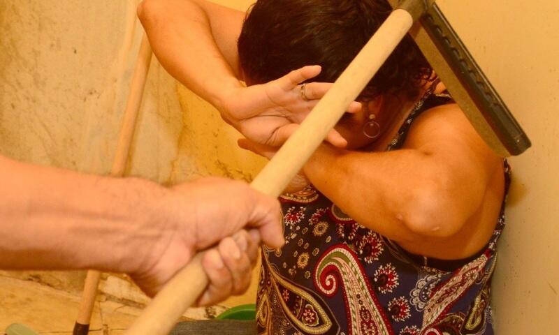O PL estabelece que a pena será aumentada de 1/3 até a metade também se a lesão for cometida por razões da condição do sexo feminino. (Foto: Nilzete Franco/FolhaBV) O PL estabelece que a pena será aumentada de 1/3 até a metade também se a lesão for cometida por razões da condição do sexo feminino. (Foto: Nilzete Franco/FolhaBV)