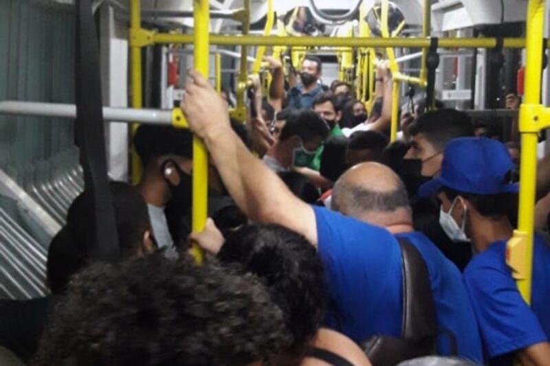 Usuários de transporte coletivo temem pela saúde devido a pandemia de covid-19 (Foto: divulgação)