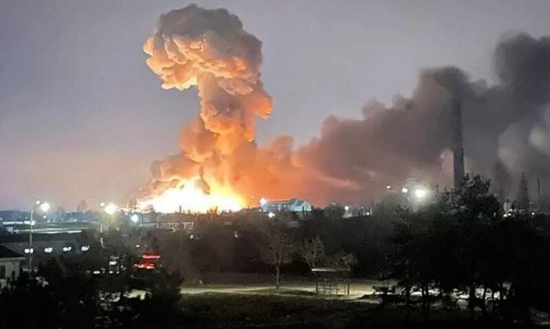 Grandes explosões altas foram ouvidas em Kharkiv, a segunda maior cidade da Ucrânia, e a cidade grande mais próxima à fronteira com a Rússia (Foto: Deutsche Presse)