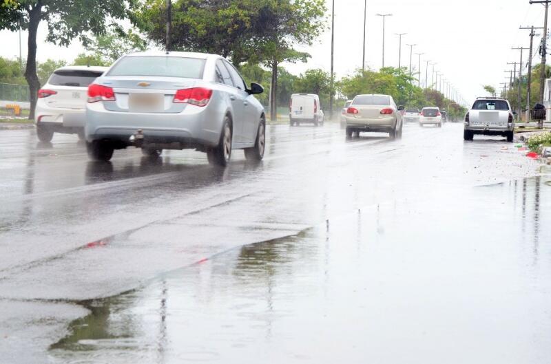 Volume de chuva nos 15 municípios de Roraima equivale a 74,2 milímetros de chuvas, o normal para o maço inteiro é de 30,9mm (Foto: Nilzete Franco/FolhaBV)