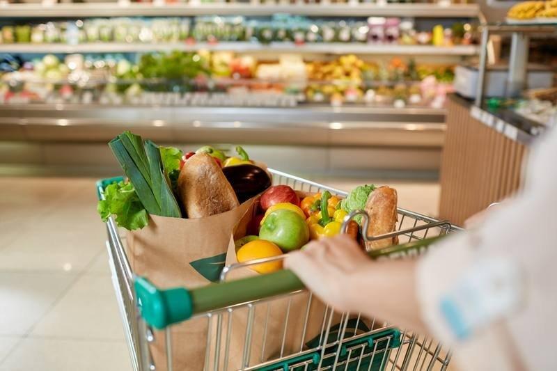 O projeto de lei é para que os supermercados de todo o Estado disponibilizem 10% dos carrinhos adaptados com assento para crianças com deficiência ou mobilidade reduzida (Foto: Divulgação)