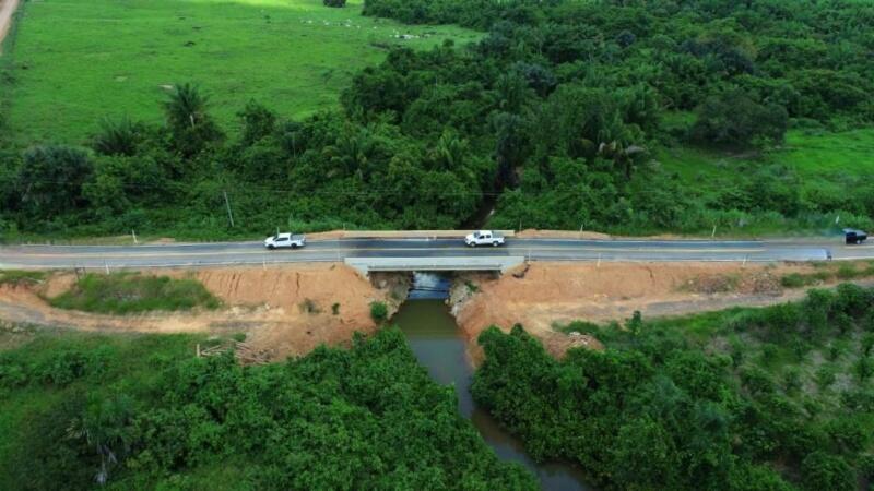 As pontes têm o formato de via dupla, possibilitando a passagem de dois veículos ao mesmo tempo.(Foto: Divulgação)