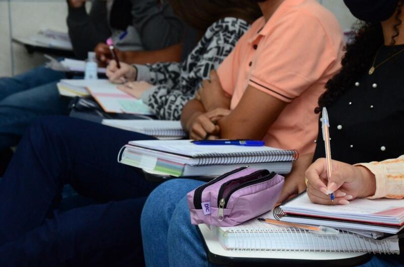Têm direito ainda à isenção os participantes em situação de vulnerabilidade socioeconômica (Foto: Nilzete Franco/FolhaBV)