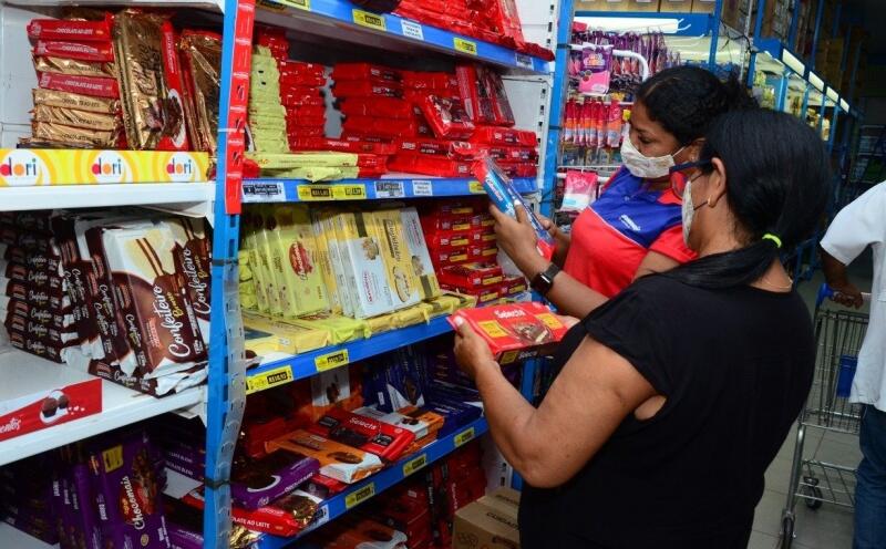 Produzir os próprios doces torna-se uma das opções mais econômicas (Foto: Nilzete Franco/Folha BV)