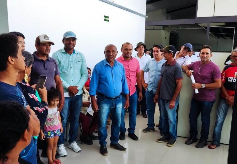Os agricultores relatam que a empresa responsável pela obra teria retirado há mais de 20 dias (Foto: Divulgação)