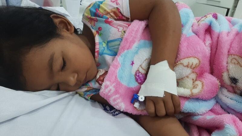 Dorallicy Caxias Muniz, de quatro anos, está internada desde segunda-feira no Hospital da Criança (Foto: Divulgação)
