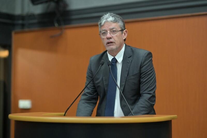 George Melo convocou a reunião para esta sexta-feira (29) (Foto: Ascom parlamentar)