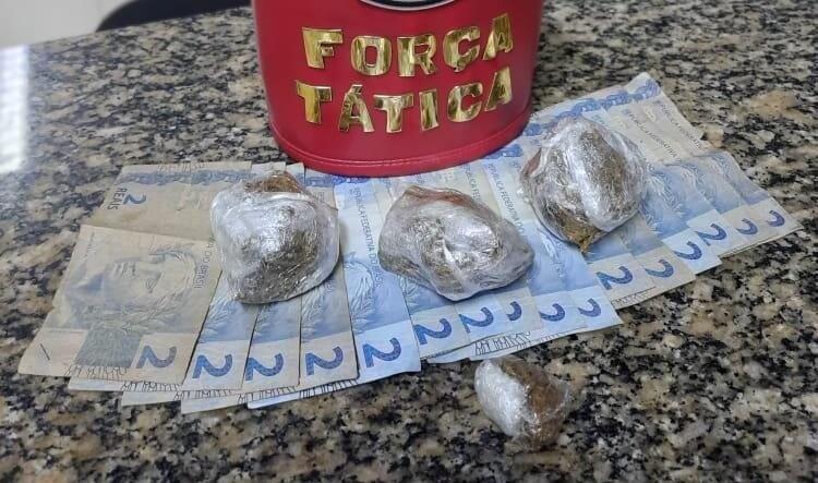 A prisão foi efetuada pela Força Tática, no bairro São Bento (Foto: Divulgação)
