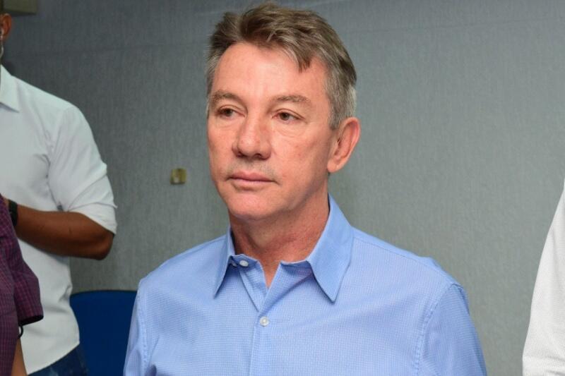 O governador Antonio Denarium, caso descumpra decisão, terá que pagar R$ 5 mil de multa (Foto: Nilzete Franco/FolhaBV)