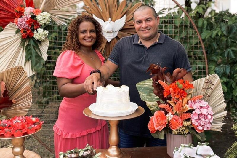 O reencontro foi suficiente para reatar o relacionamento entre os dois que em abril deste ano, se casaram. (Foto: Arquivo Pessoal)