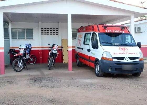 Os condutores de ambulância estão há 45 dias sem receber (Foto: Nilzete Franco/Folha BV)