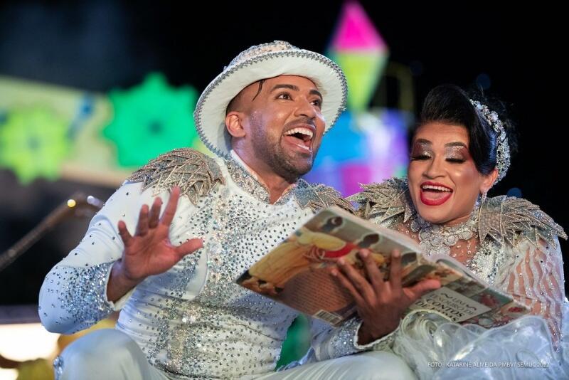 Explosão Caipira encerrou a noite de apresentações com o tema “Fábrica de São João” (Foto: Katarine Almeida/Semuc)