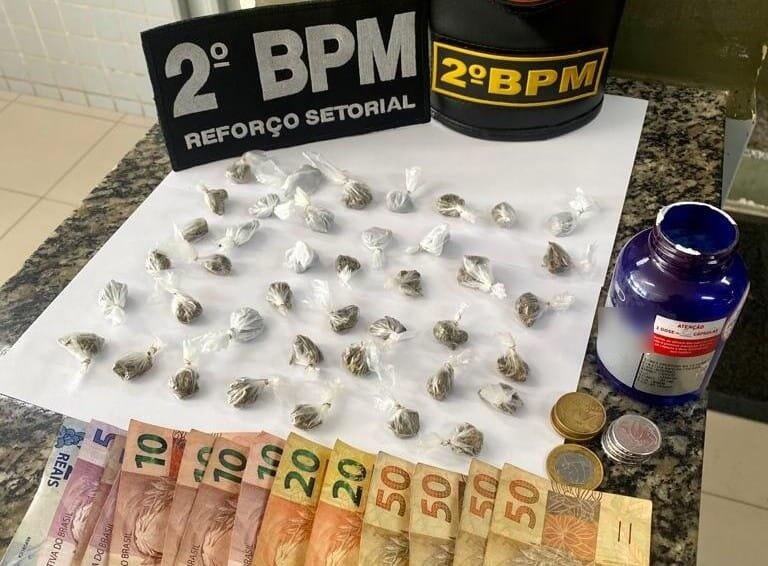 Material apreendido e apresentado na Central de Flagrantes (Foto: Divulgação)