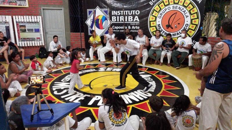 De acordo com fundador do Instituto Biriba, os benefícios da capoeira, vão além da prática e se aplicam ao processo de desenvolvimento do indivíduo (Foto: Divulgação)