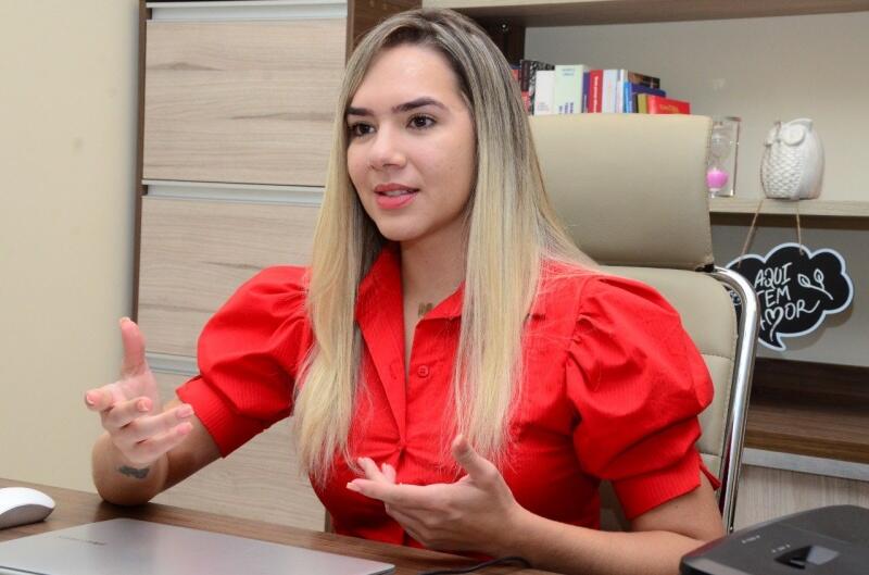Para a psicóloga, o ato compulsivo pode estar relacionado com o desejo de preencher um vazio emocional (Foto: Nilzete Franco/FolhaBV)