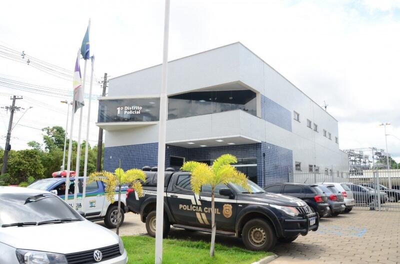 A.E.L.L., disse, ainda, não ter necessidade de ser levado para à delegacia de polícia, pois era apenas um usuário (Foto: Nilzete Franco/Folha BV)