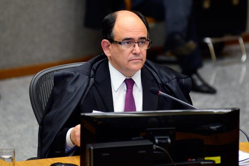 Ministro do STJ Antonio Carlos Ferreira