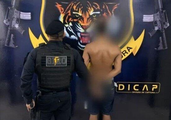 Diante dos fatos, foi dada voz de prisão e o infrator foi conduzido e entregue na Sede da DICAP (Foto: Divulgação)