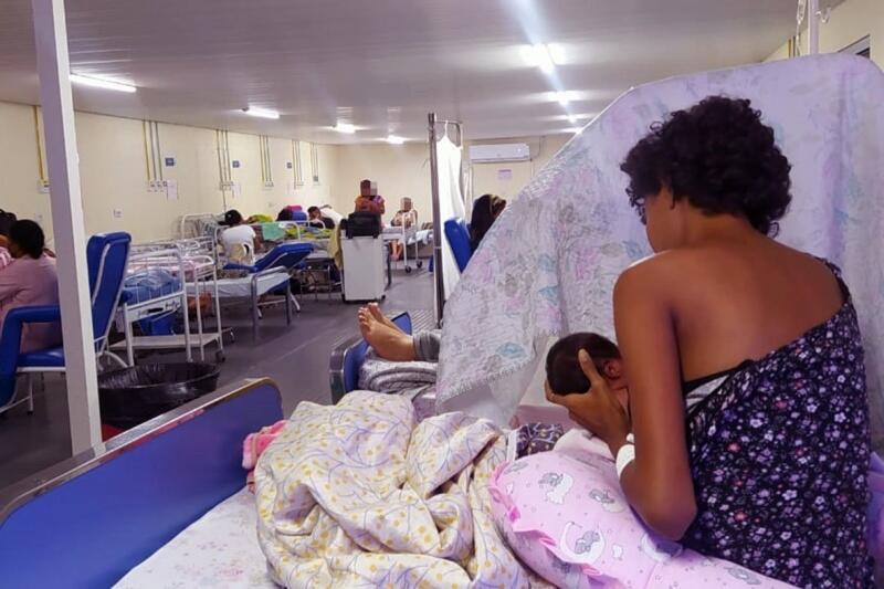 A jornalista Ana Lúcia Montel, de 26 anos, teve a sua primeira filha, Maria Lúcia Montel, antes do previsto e por isso precisou fazer uma cesariana (Foto: Divulgação)