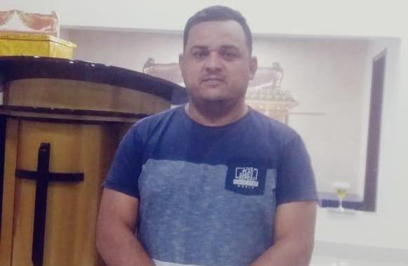 Kennedy Américo Melo, 39 anos, está desaparecido desde a quinta-feira (Foto: Divulgação) Kennedy Américo Melo, 39 anos, está desaparecido desde a quinta-feira (Foto: Divulgação)