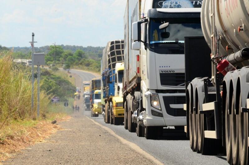Na autodeclaração, o caminhoneiro autônomo deverá afirmar que atende aos requisitos legais exigidos (Foto: Nilzete Franvo/FolhaBV)