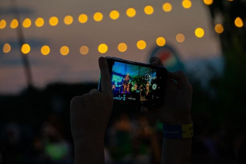 Celular é roubado no Rock in Rio - Foto: Cojanu Alexandru/Pexels