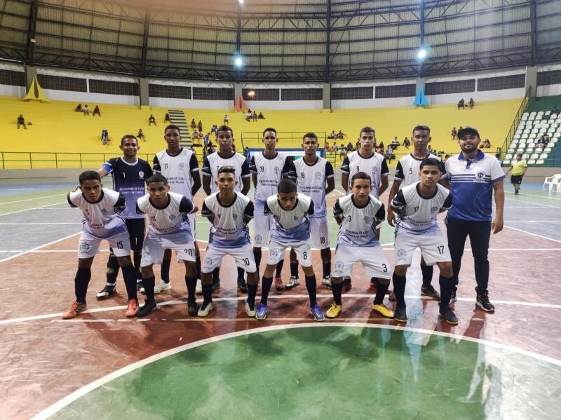 Meninada de Mucajaí vem fazendo bonito na Copa Boa Vista de futsal (Foto: Fábrica de Craques)