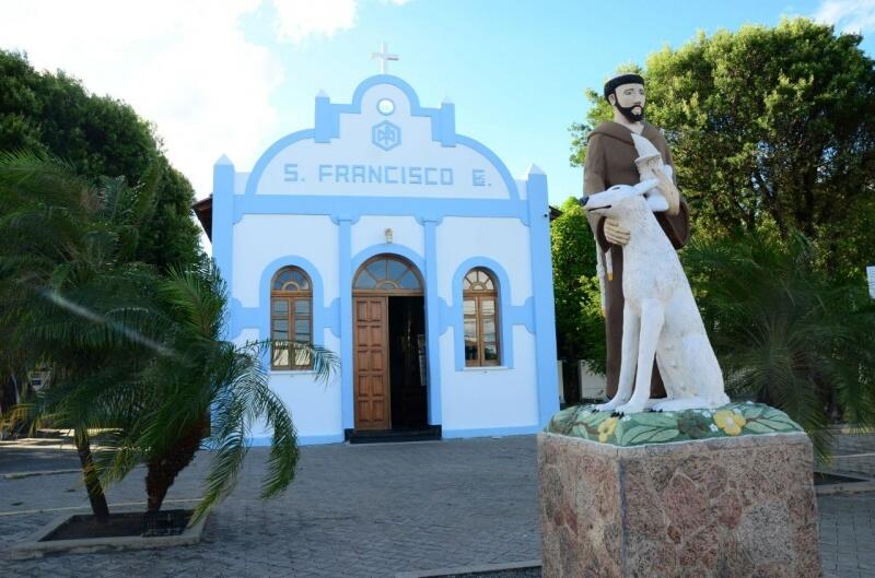 Santo é conhecido como padroeiro dos animais (Foto: Nilzete Franco/FolhaBV)