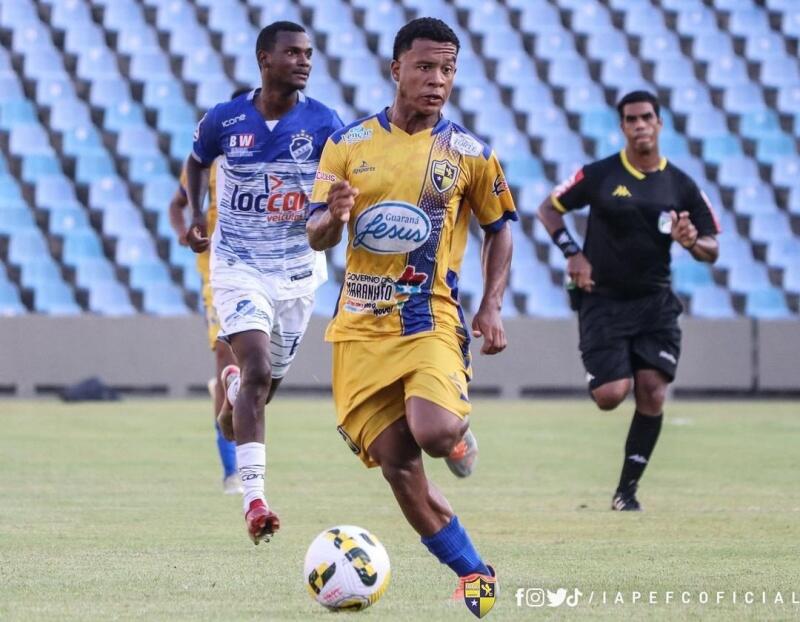 Canario derruba Pássaro Azul no jogo de ida das oitavas da Copa do BR. (Foto: Iury Oliveira)