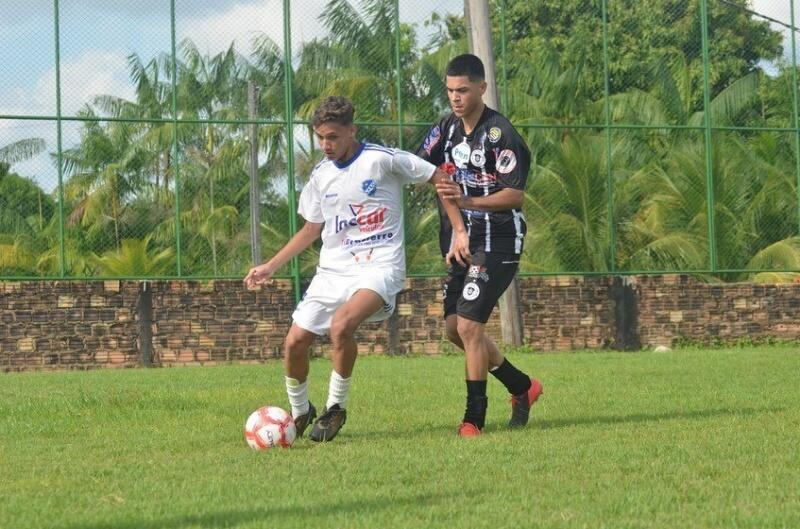 Mundão vence e pula para a vice-liderança do Sub-17 (Foto: Benisson de Santana)