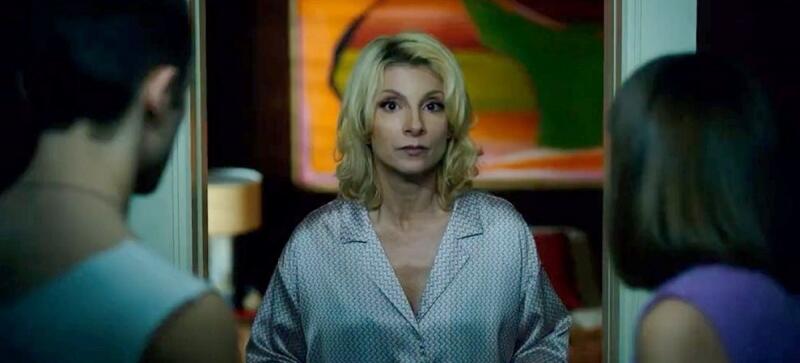 A sagrada família que tem como protagonista a atriz Najwa Nimri no papel de Gloria (Foto: Divulgação)