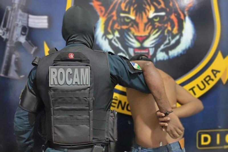 Prisão foi efetuada por uma equipe da Rocam (Foto: Divulgação)