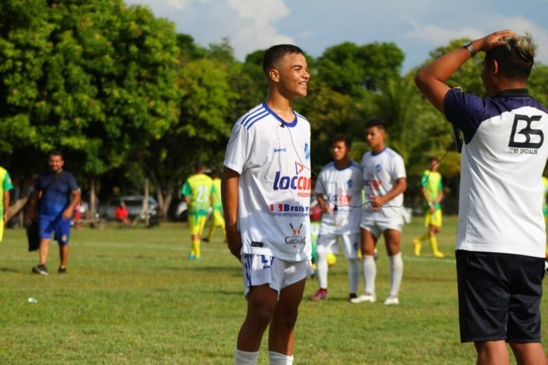 Jean Moraes corre para o abraço ao marcar gol da vitória do Mundão. Foto: Jander Silva