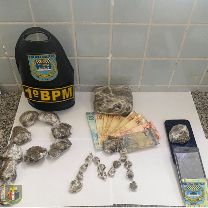 Material apresentado na Central de Flagrantes (Foto: Divulgação)