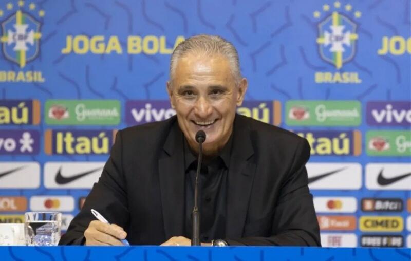 Tite irá anunciar os jogadores convocados para representar o Brasil na Copa do Mundo do Catar (Foto: Lucas Figueiredo/CBF)