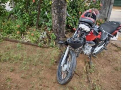 Motocicleta da vítima (Foto: Divulgação)