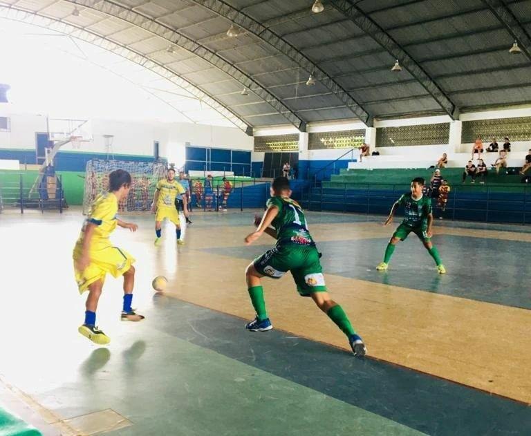 Jogo equilibrado do início ao fim, no ginásio Hélio Campos. (Foto: Divulgação)