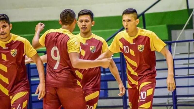 Cheiro, camisa 10 do Buriti, tem noite de destruidor e 'leva a bola para casa' (Foto: Hélio Garcias/BV Esportes)